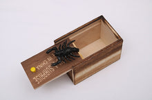 Load image into Gallery viewer, NEW Funny Scare Box Wooden Prank Spider Hidden in Case Great Quality Prank-Wooden Scarebox Interesting Play Trick Joke Toys Gift
